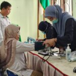 Pemeriksaan Kesehatan Gratis di Kemenag Belitung Timur: Wujud Sinergi Peduli Kesehatan ASN dan Non-ASN