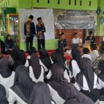 Melalui Pesantren Kilat, KUA Dendang Perkuat Akhlak dan Kepedulian Sosial Murid SMP 1 Dendang